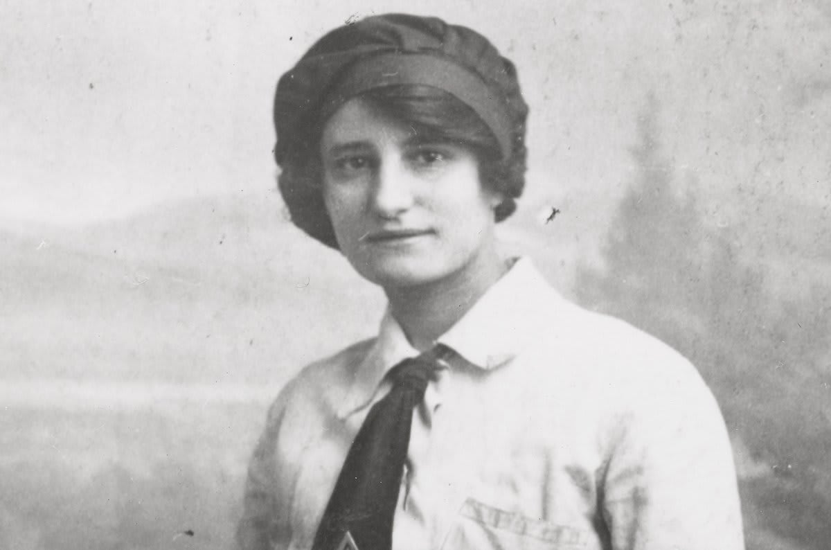 'What’s the good of war love? They were only boys…’ Caroline Rennles was just 15 when WW1 began. Shortly after, she became a munitions worker, filling shells at the Slade Green factory in South London. Discover her story: