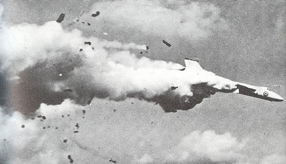 14 October 1975. A RAF Avro Vulcan explodes in the air above Żabbar, Malta.