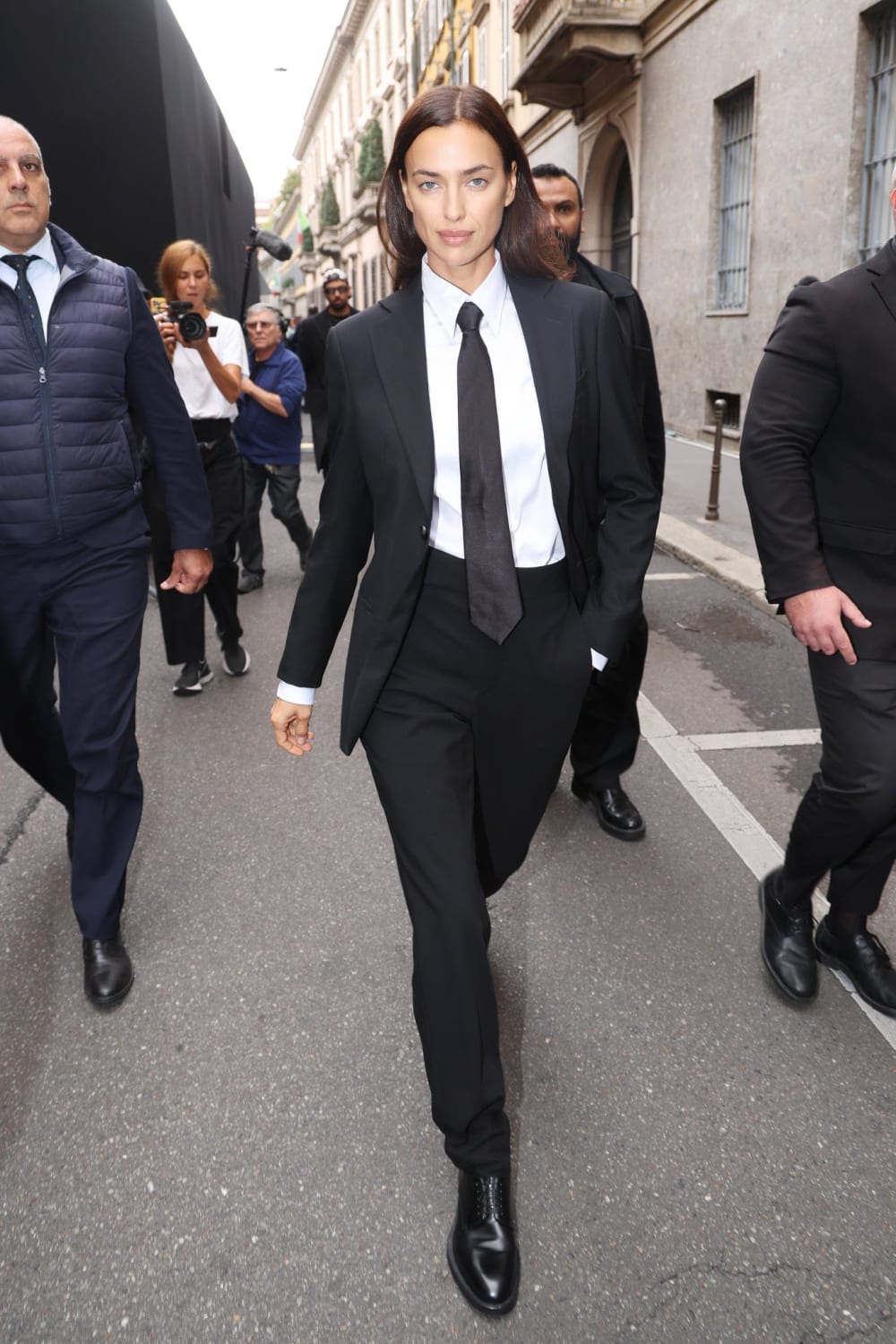 Irina Shayk on her suit and tie sh*t at Giorgio Armani #MFW.
