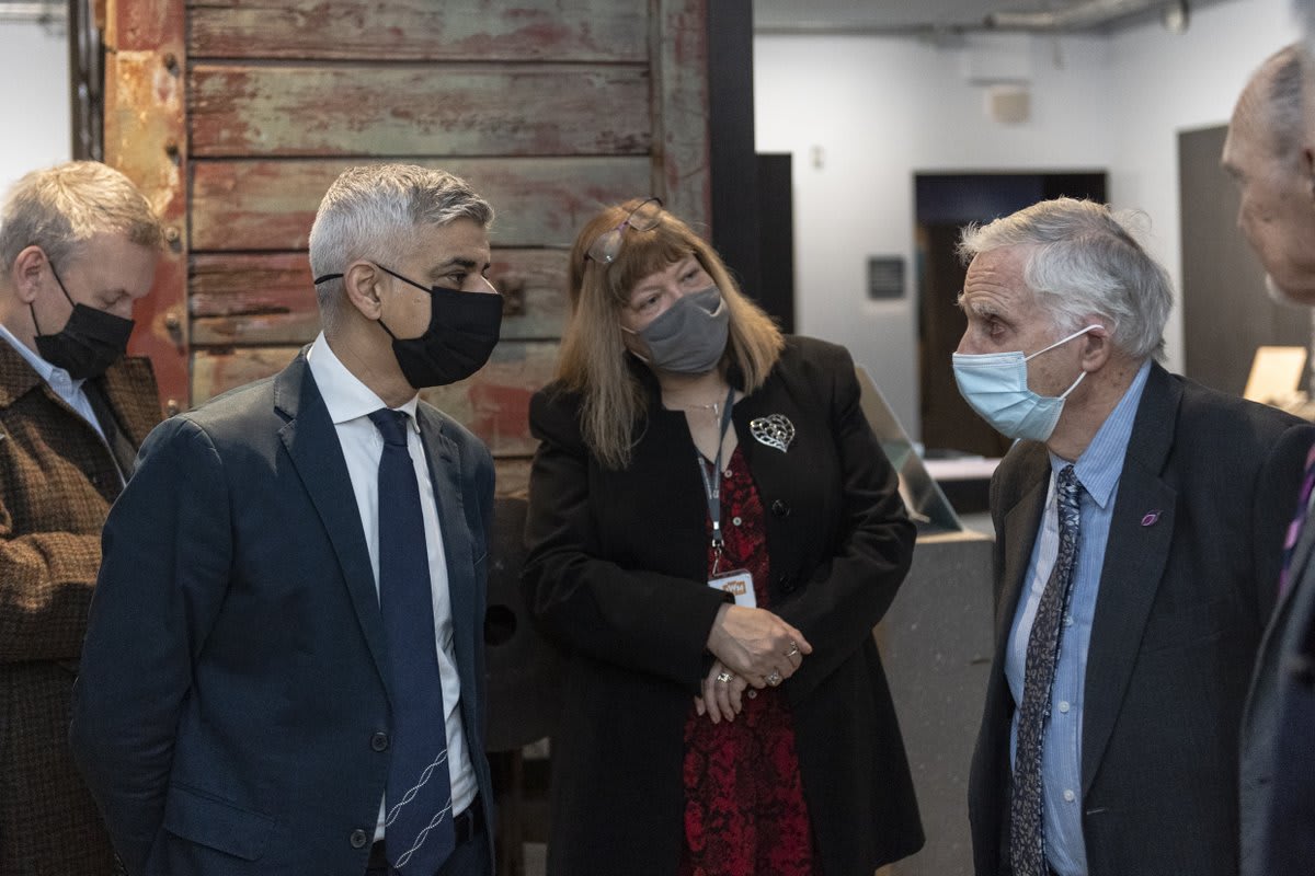 Yesterday IWM was pleased to welcome @MayorOfLondon, Sadiq Khan, who visited IWM London's new Holocaust Galleries before joining the London Assembly, community leaders and Holocaust survivors in marking