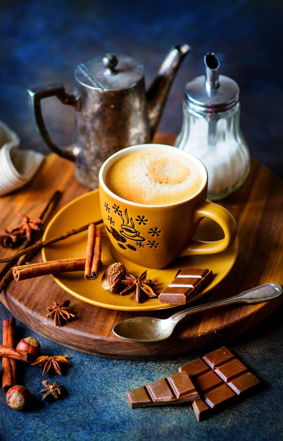 Pin by Carolina Mottl on coffee | Coffee photography, Chocolate coffee, Coffee pictures