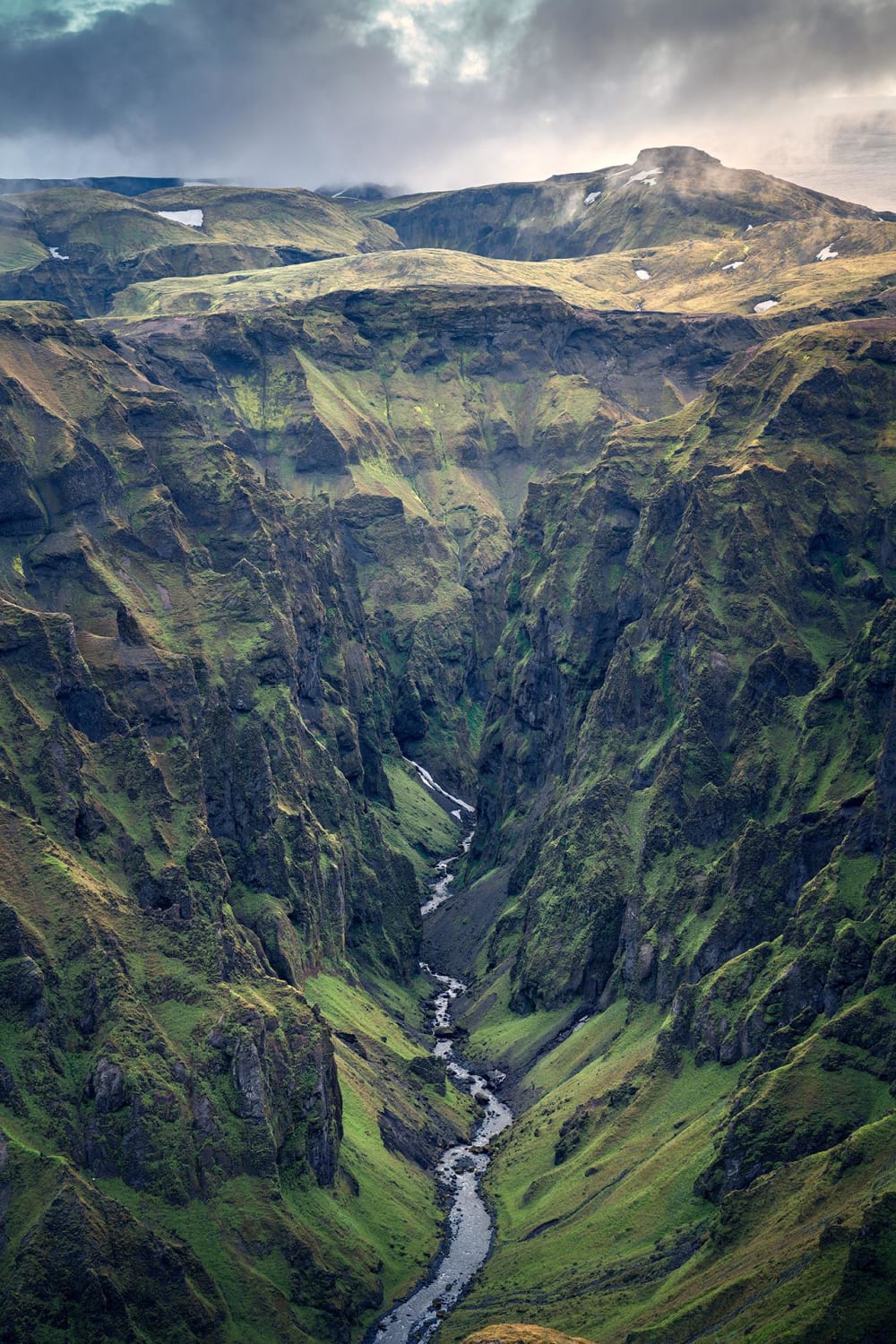 Nameless Canyon in Iceland IG @holysh0t