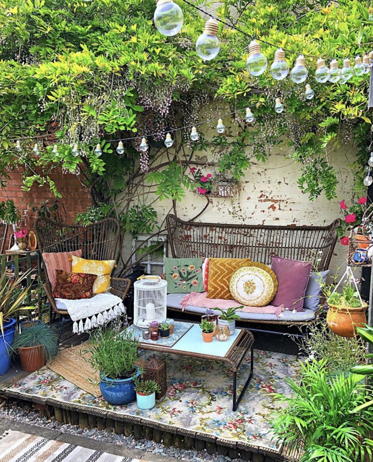 Pin by Julia Johnson on outdoor life | Backyard decor, Backyard patio designs, Small courtyard gardens