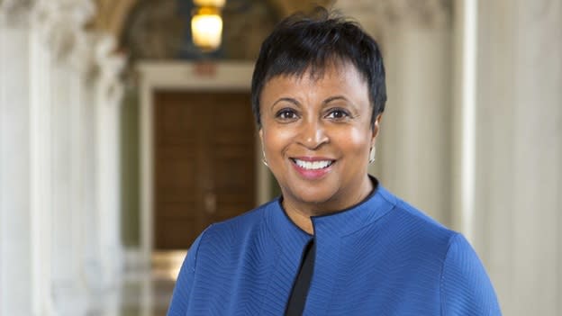 Ever wondered what it's like to lead the world’s two largest libraries? Released to mark LibrariesWeek 2020, a recording of the 2017 conversation between our CEO Roly Keating and @librarycongress Librarian of Congress Carla Hayden is available here: