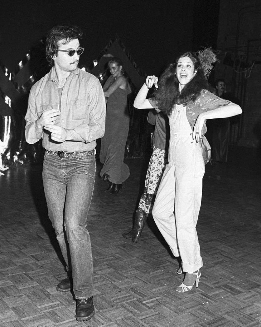 Bill Murray dancing with Gilda Radner Studio 54 in 1978