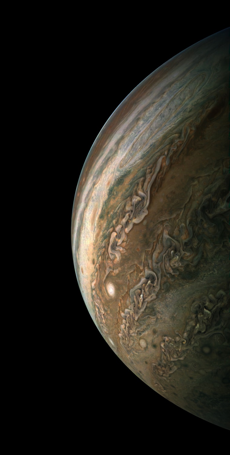Falling Away from Jupiter : This image of Jupiter’s southern hemisphere was captured by NASA’s Juno spacecraft as it performed a close flyby of the gas giant planet on Dec. 16.