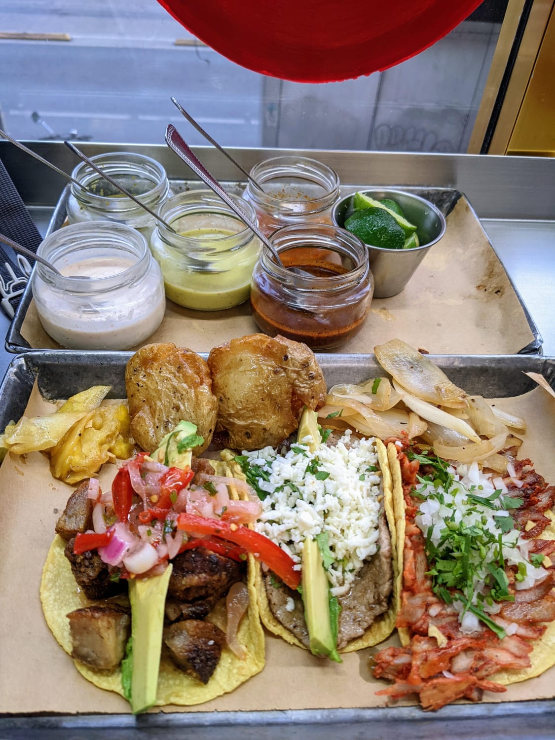 [I ate] Tacos de Chicharrón ~ Tacos de Rez ~ Tacos Al Pastor