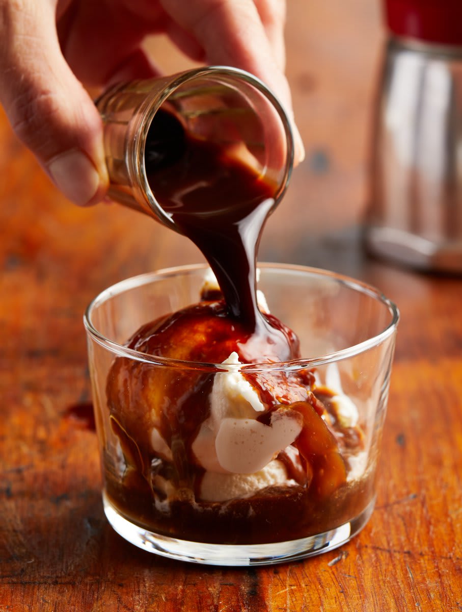 Affogato is served in cafes and gelato shops all over Italy & is made with 3 ingredients — espresso, gelato, and a shot of liqueur — but when the hot espresso gets poured over the cold gelato, it is pure bliss: