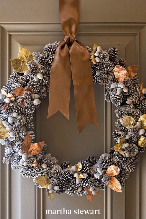 10 DIY Thanksgiving Wreaths To Welcome Guests
