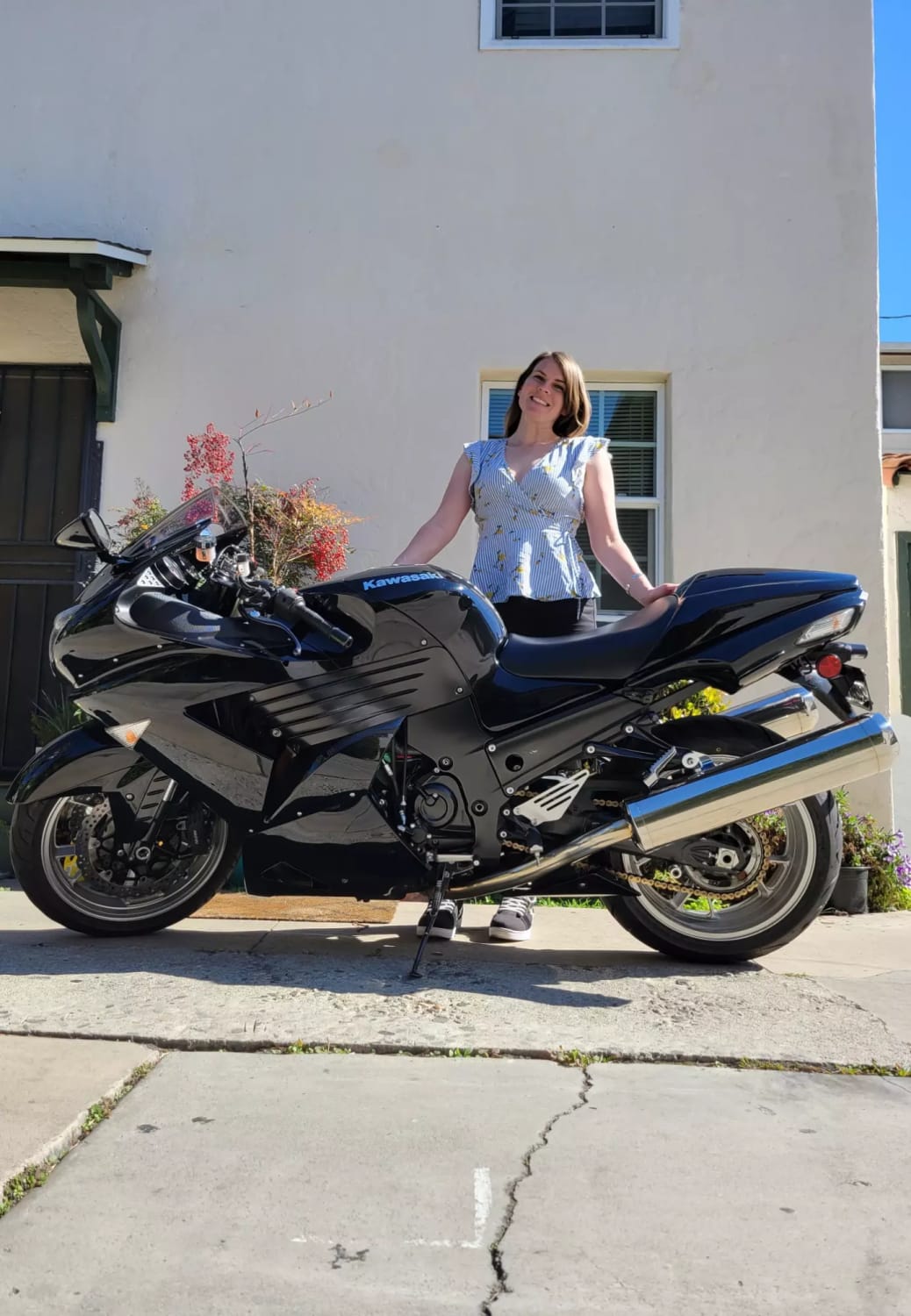 I'M FINALLY BACK ON TWO WHEELS! In 2017 I was t-boned at low speed on my GSXR 750. Life just got in the way of replacing my beloved gixxer until a family friend brought an offer to me that was almost too good to be true. Now I'm the proud owner of this immaculately kept 07 ZX14