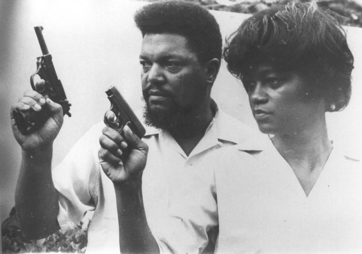 OtD 15 Aug 1961 a local group of the National Association for the Advancement of Coloured People in Monroe, NC put forward a 10-point programme for racial equality to the town aldermen. Faced with mass racist violence, many took up arms in self-defence.