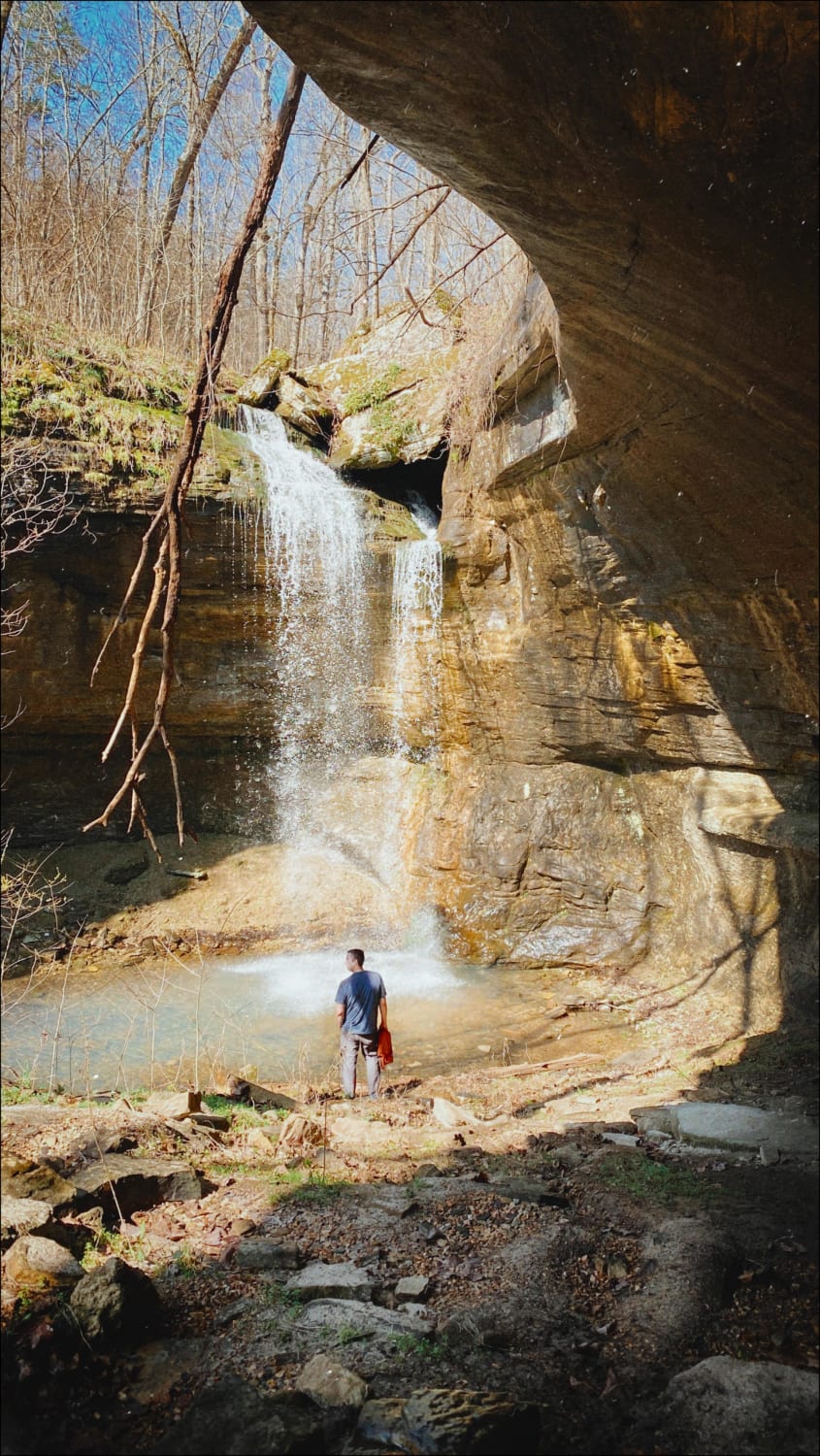 Found this waterfall over the weekend! King's River overlook trail. Huntsville, Arkansas