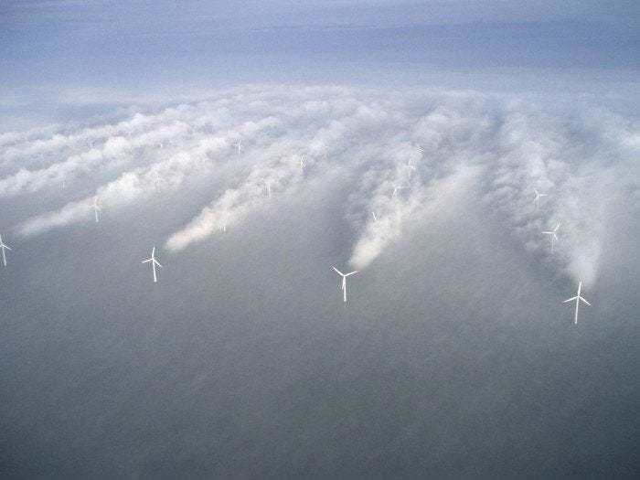 What happens to fog when there are windmills