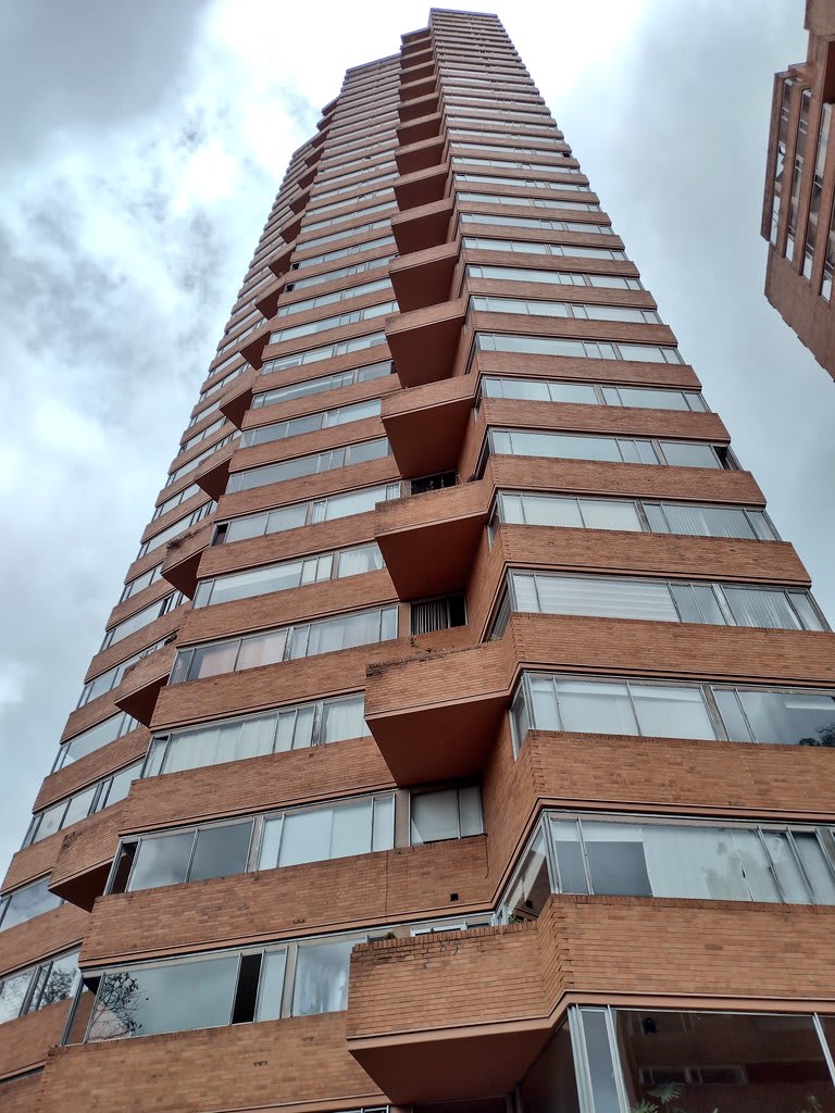 Name: TorresdelParque (1965-70) Architect: RogelioSalmona City: Bogota : Me (Today) (More :