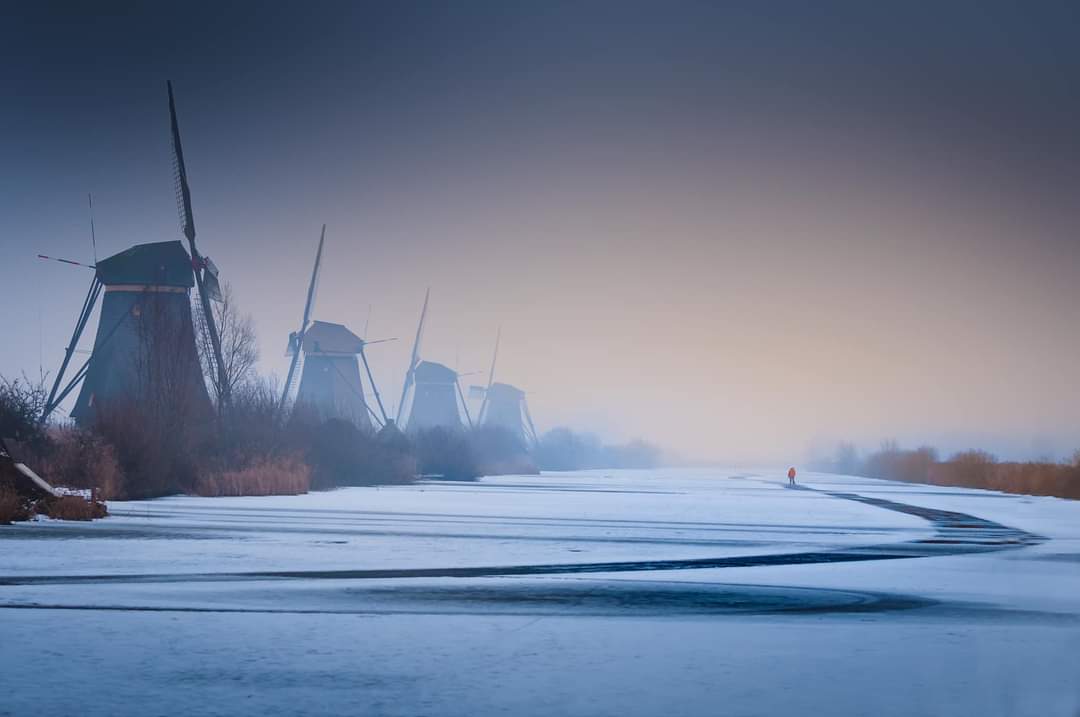 Windmills in Kinderdijk, Netherlands (Photo credit to Nathan Richardson)