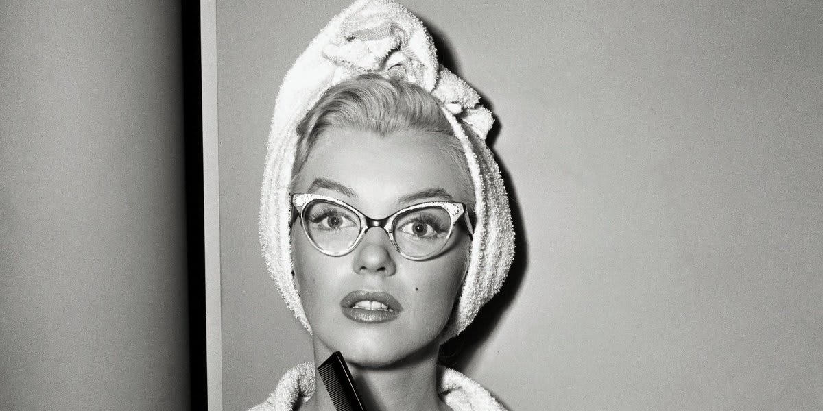 You can practically smell the hairspray in these old Hollywood continuity shots