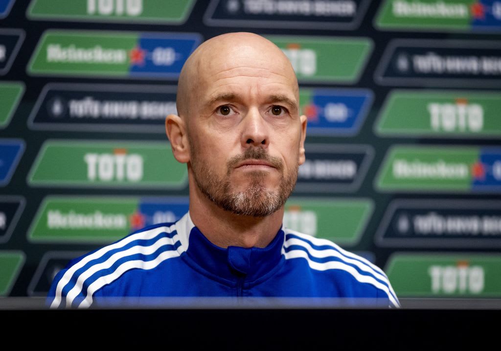 [Fabrizio Romano] Erik Ten Hag: “Cristiano Ronaldo is NOT for sale, he is in our plans - he’s not with us due to personal issues. We are planning with Cristiano Ronaldo for this season, that’s it”. “How to make Cristiano happy? I don’t know - I’m looking forward to work with him”.