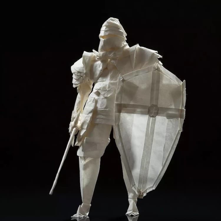 Artist Juho Könkkölä created an incredible origami knight froma single sheet of paper without ever cutting it or using glue.