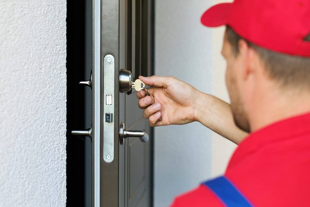 How To Unlock A Door >> Mix How To Unlock Doors Without Damaging Them How To Unlock A Door >> Mix How To Unlock Doors Without Damaging Them