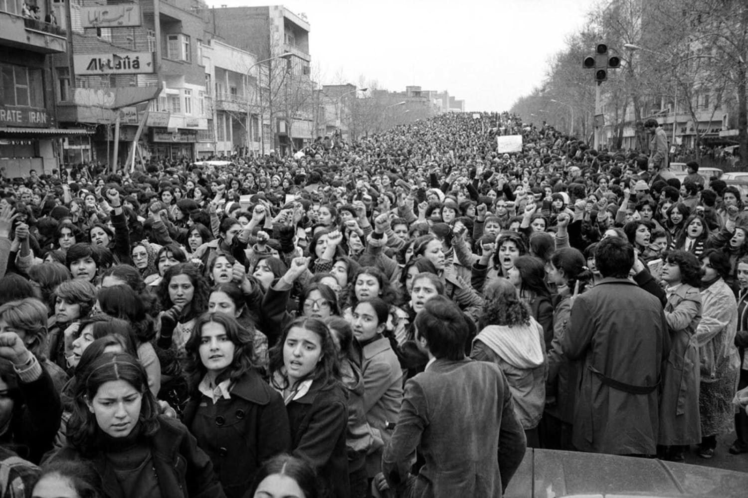 The day 100,000 Iranian women protested forced hijab (1979)