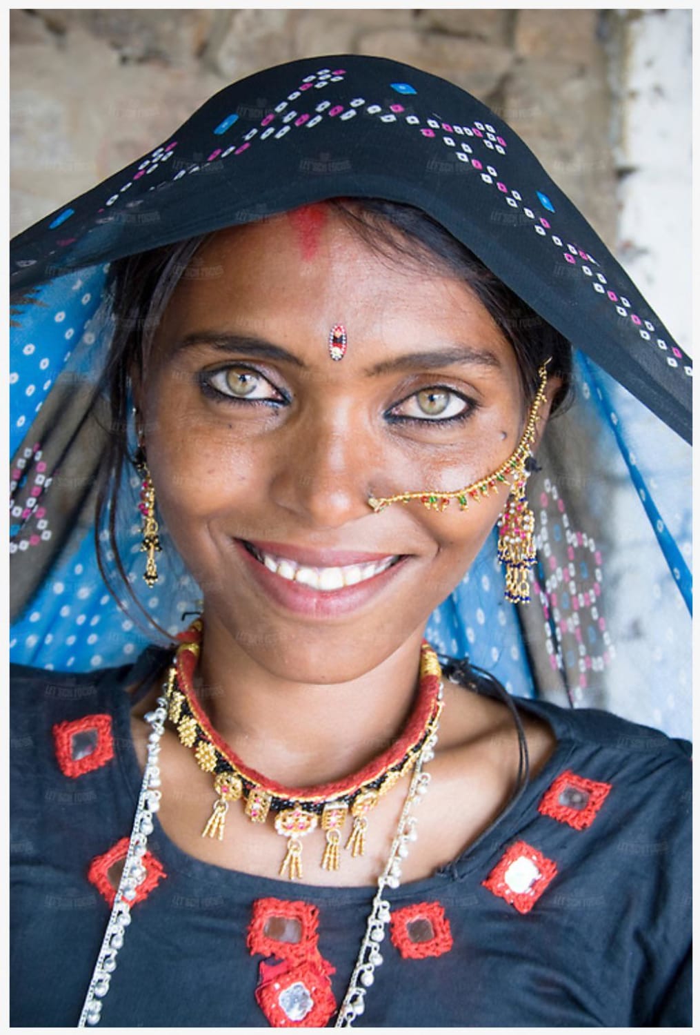 Portrait of a Rajasthani woman (India).
