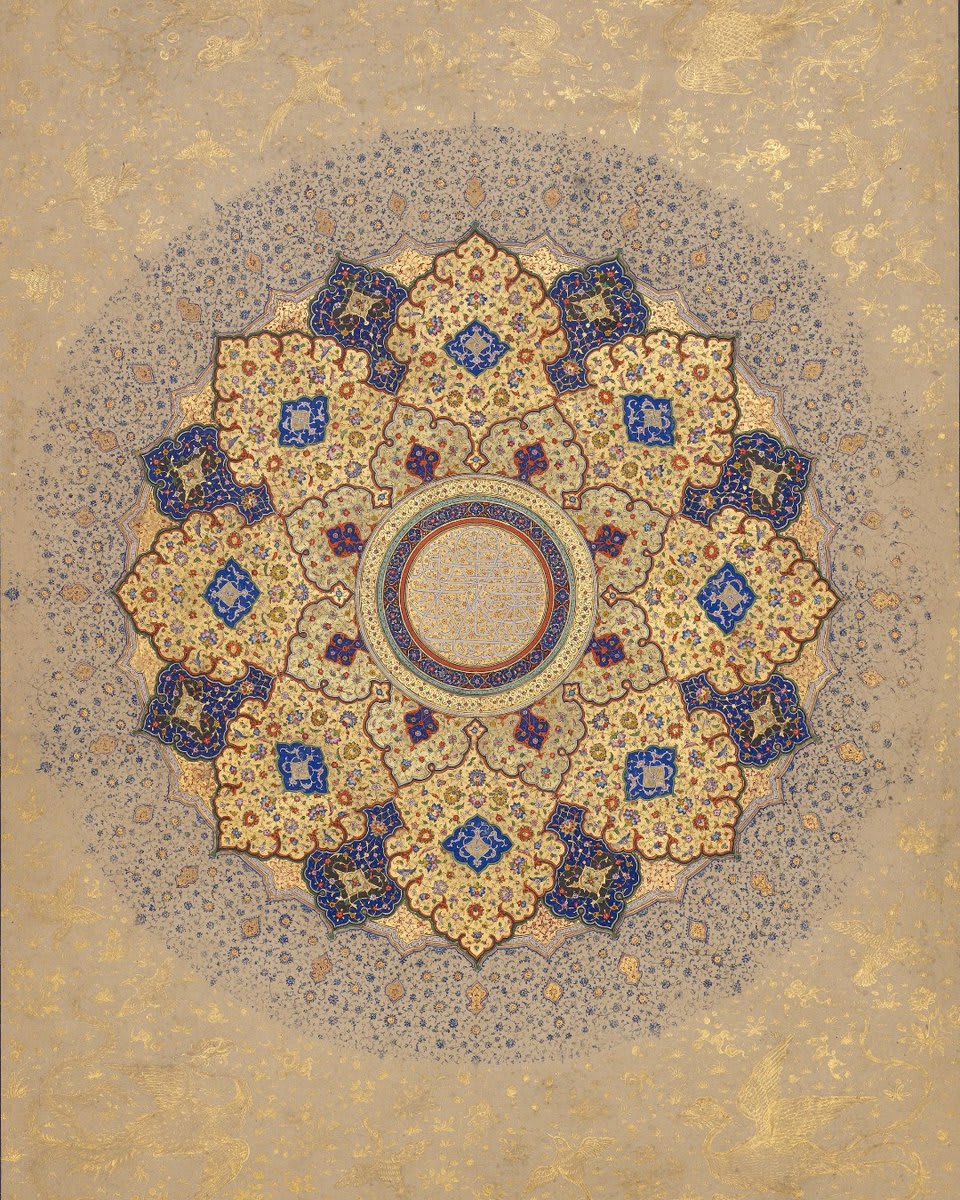 Here comes the sun 🌞 A shamsa (sun or sunburst in Arabic) traditionally opened or closed imperial Mughal albums of artwork, called muraqqa, which often featured paintings, illuminated pages, and calligraphy. SummerSolstice Learn more: