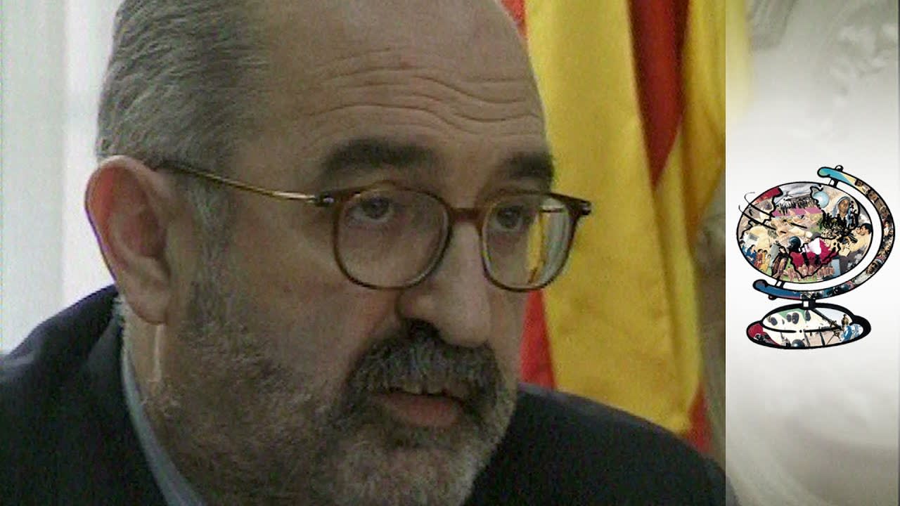 Are Muslim Immigrants Stifling Catalonia's Culture? (2001)