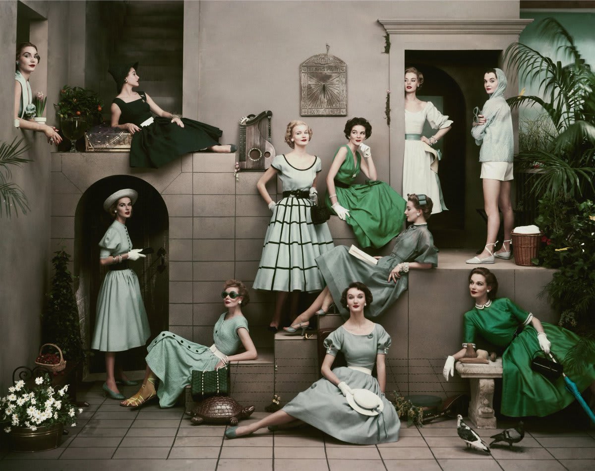 I’m green with envy over all these looks! Which is your favorite? Frances McLaughlin-Gill shot this gorgeous image for Glamour Magazine in 1952.