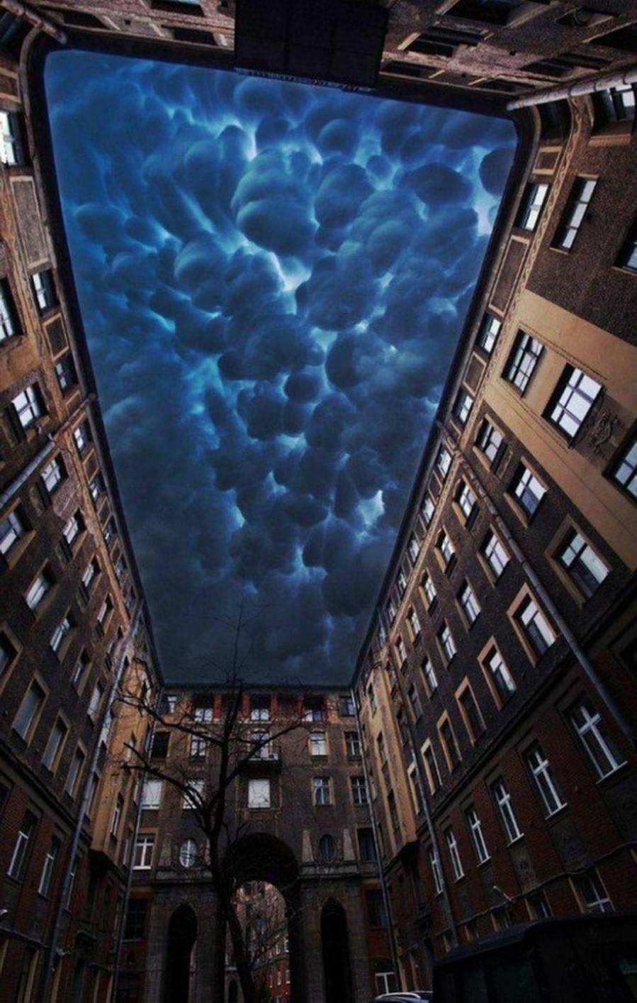 This incredible view of mammatus clouds from Tolstoy House in St. Petersburg