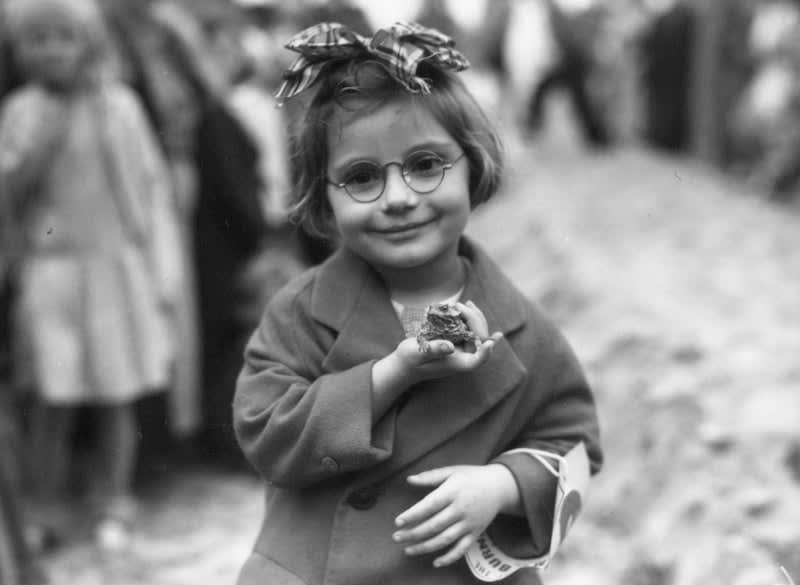 This little girl at a pet show at Venice Beach, California, 1937