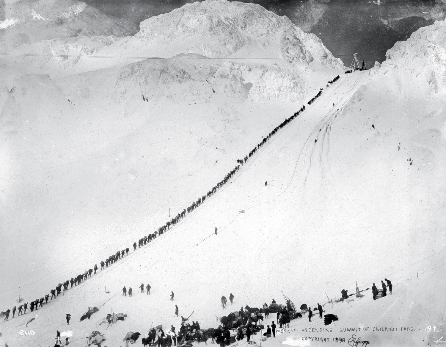 Klondike Gold Rush, miners and packers going North to Yukon, 1898