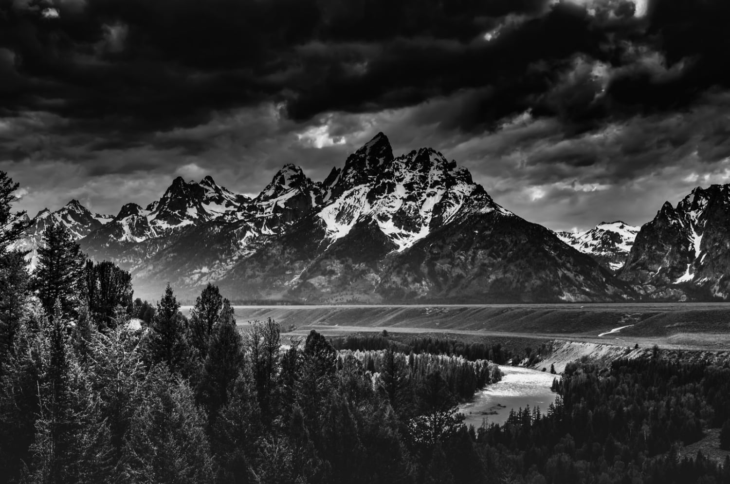 Enter The 2019 Great Outdoors Photo Contest! Get your scenic imagery featured in Outdoor Photographer and win prizes provided by Tamron, SKB, Zeiss and more...Check out former submission, "Grand Teton and Snake River" by Edward Snow!