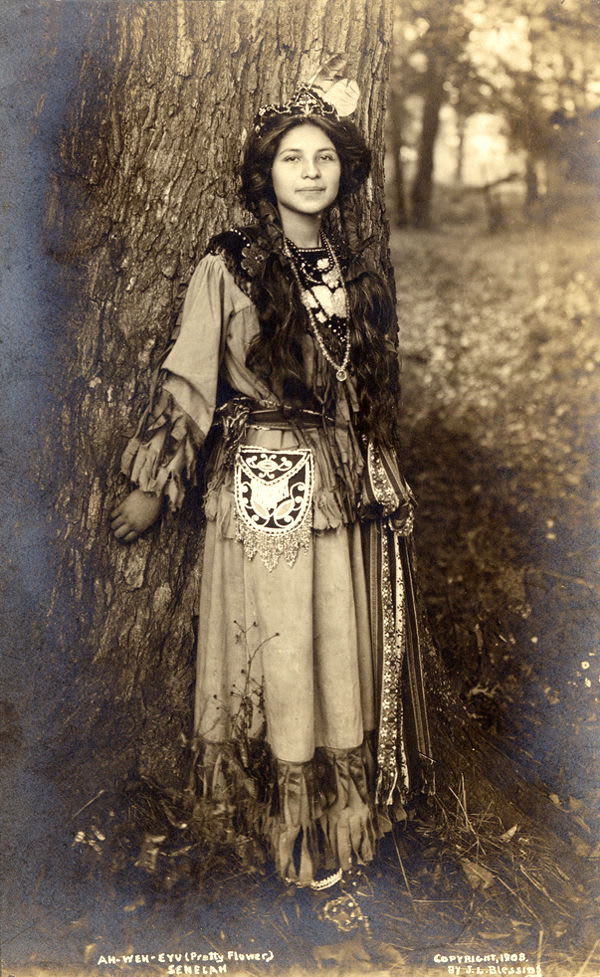 Ah-Weh-Eyu aka "Pretty Flower", Seneca tribe 1908