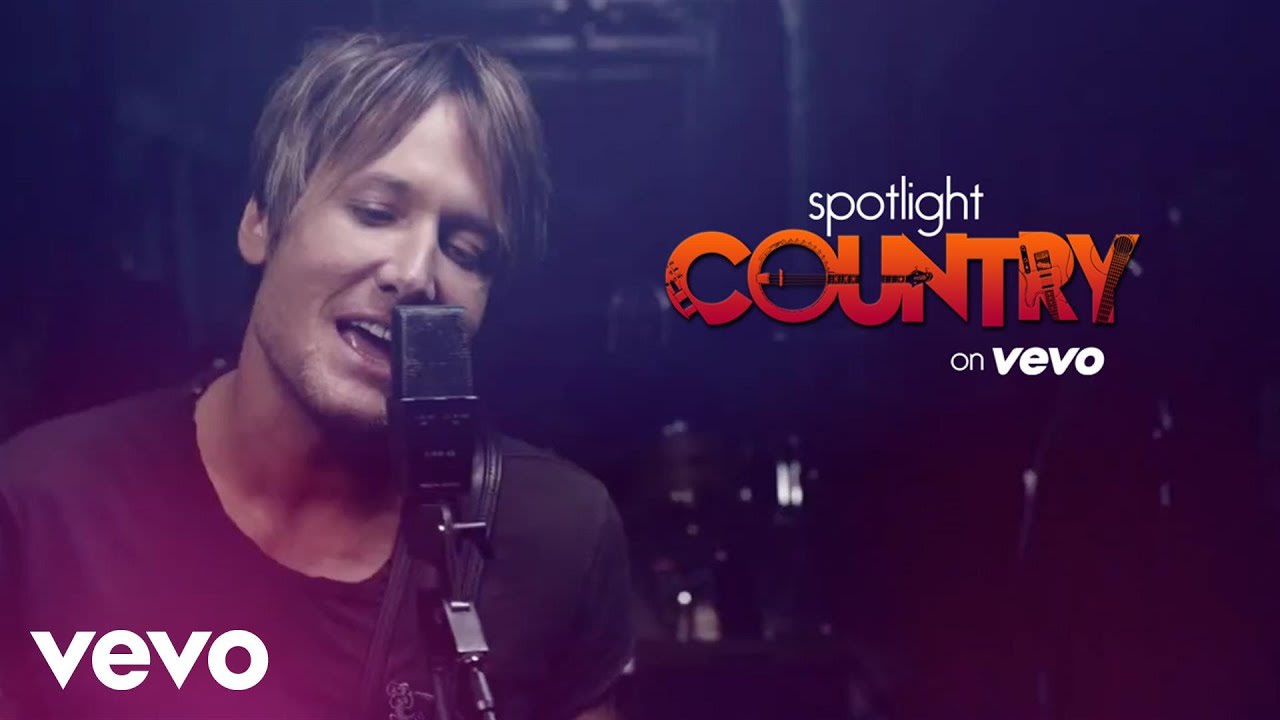 Keith Urban Shocked Over 'Blurred Lines' Controversy (Spotlight Country)