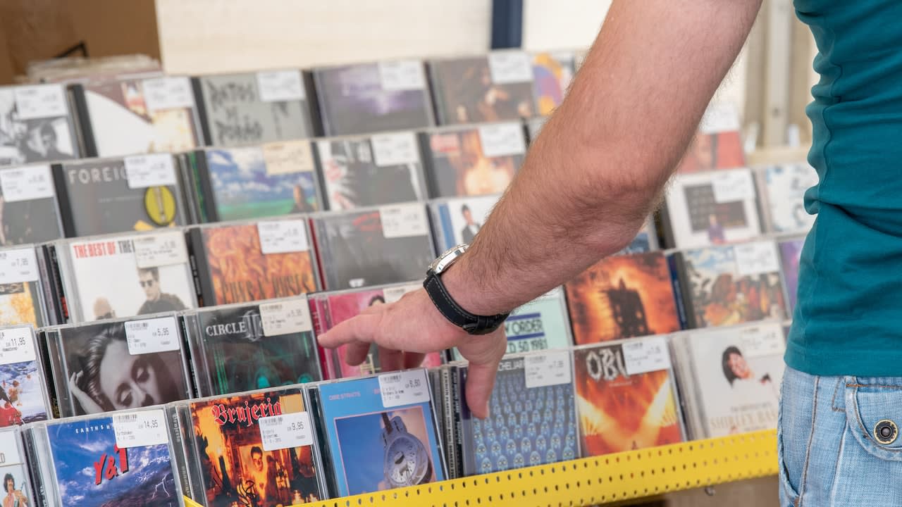 It's not just vinyl, now CD sales have Increased for the first time in 17 years