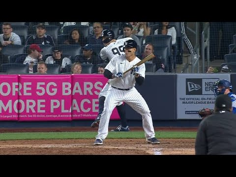 PERFECT BUNT!!! Anthony Rizzo pulls off insane bunt to get hit for Yankees 🤣