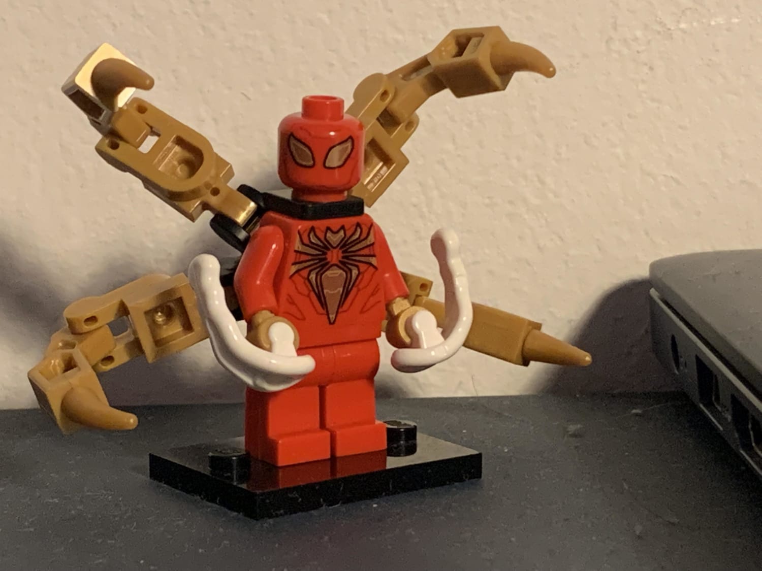 I designed new iron spider arms what do you guys think ?