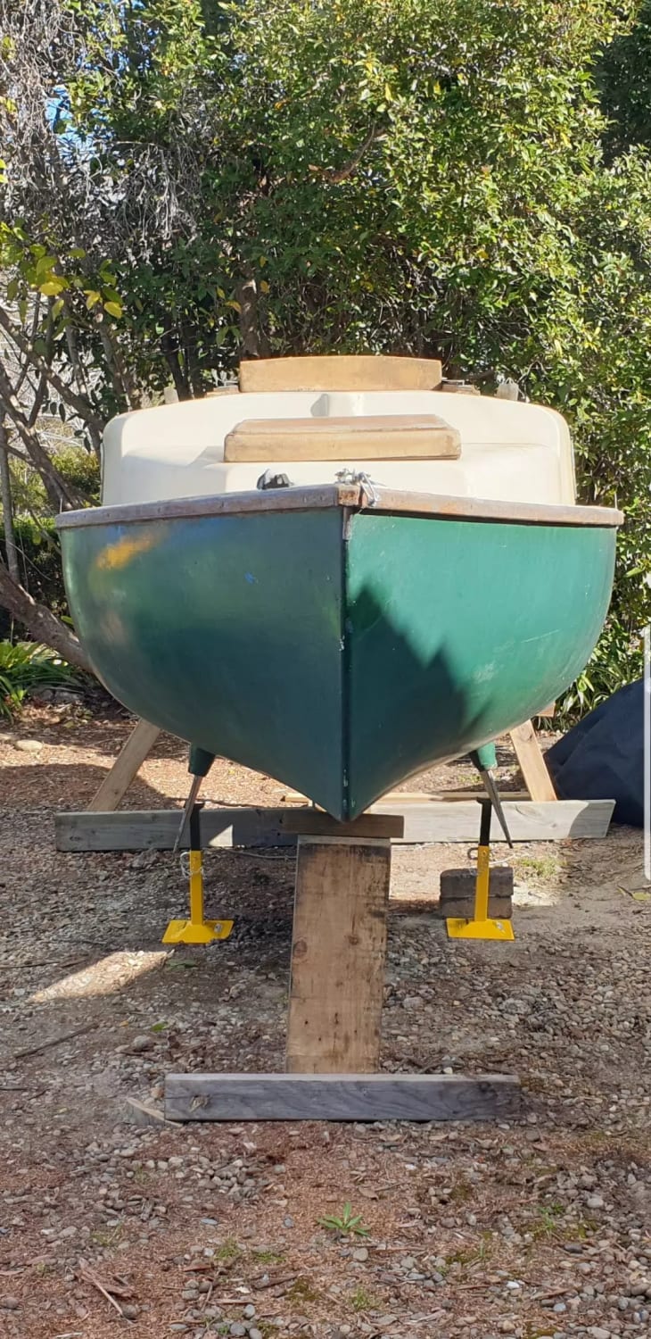 I restored an old sailing boat. Here is the process!