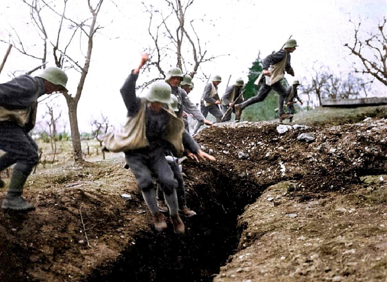 Austro-Hungarian stormtroopers practicing trench raiding, polygon in Levico (now Italy), 1917 [Colorized]
