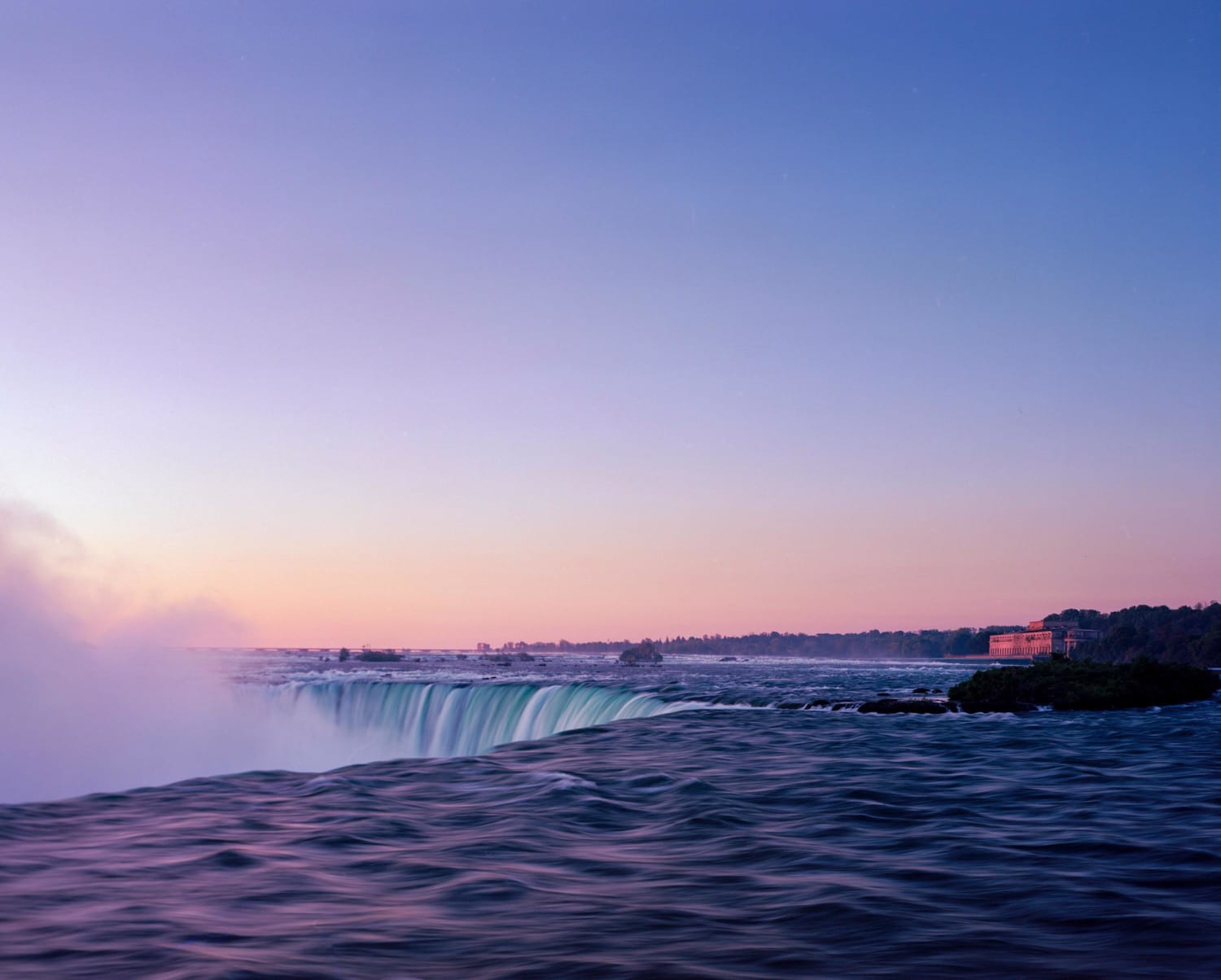 Niagara Falls at Sunrise // Ektar 100/ f32 / Nikkor 90mm / Chamonix 45N2
