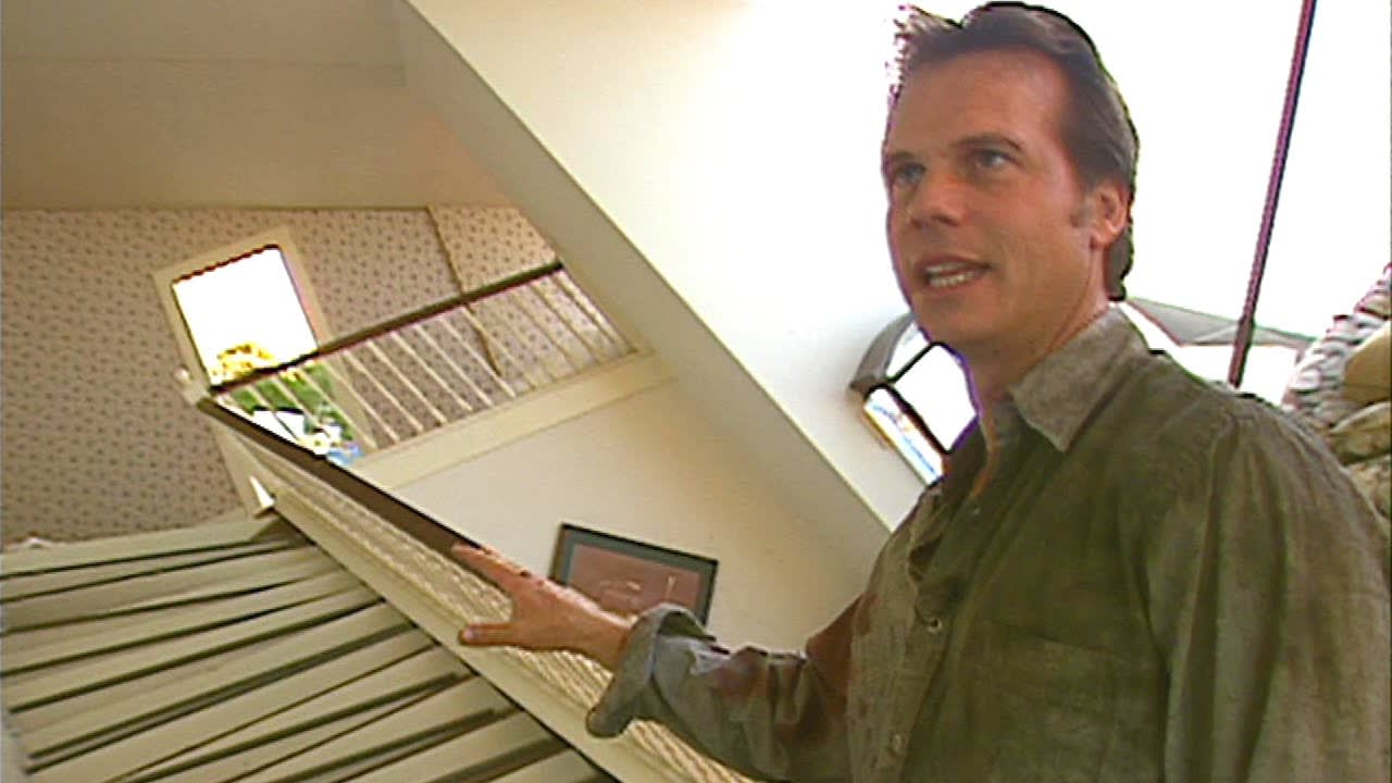 Bill Paxton Gives TOUR of Twister’s Destruction Sets (Flashback)