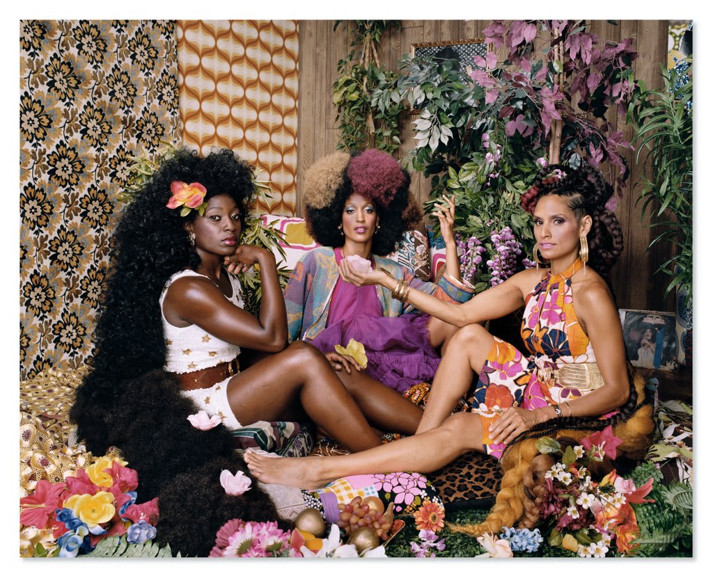 Now in its 39th year, AIPAD2019 is the longest-running exhibition dedicated to photography. ⁣Browse the galleries and the program of talks. ⁣https://t.co/5Yjc6Mddpo ⁣-⁣ 📷Mickalene Thomas, Les Trois Femmes Deux, 2018. Courtesy