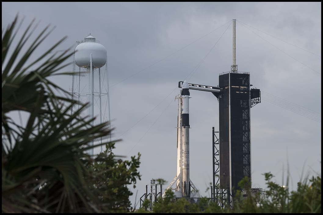 The @SpaceX Falcon 9 and Crew Dragon are seen on the launch pad this morning. Launch of the Crew-2 mission to @Space_Station is now targeted for Friday, April 23 at 5:49 a.m. EDT. :
