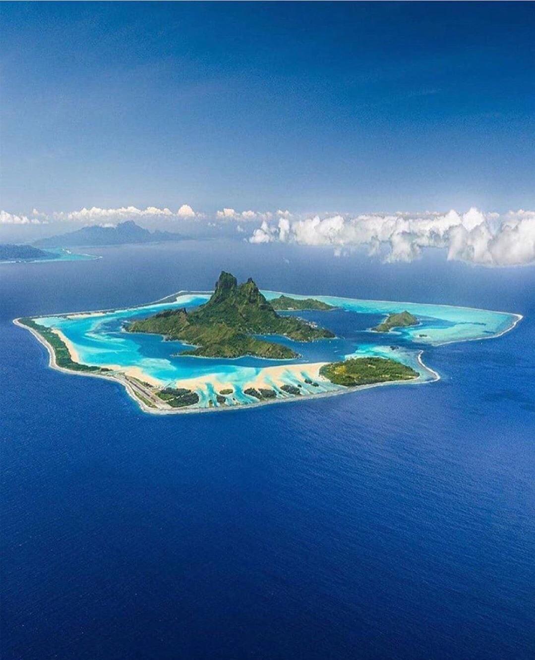 Bora Bora sure is beautiful