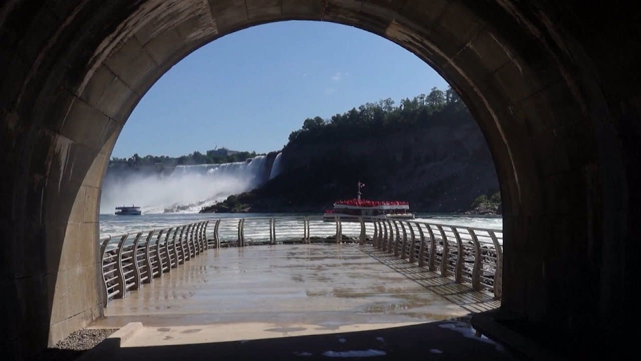 You Can Explore Niagara Falls Through Secret Entrance