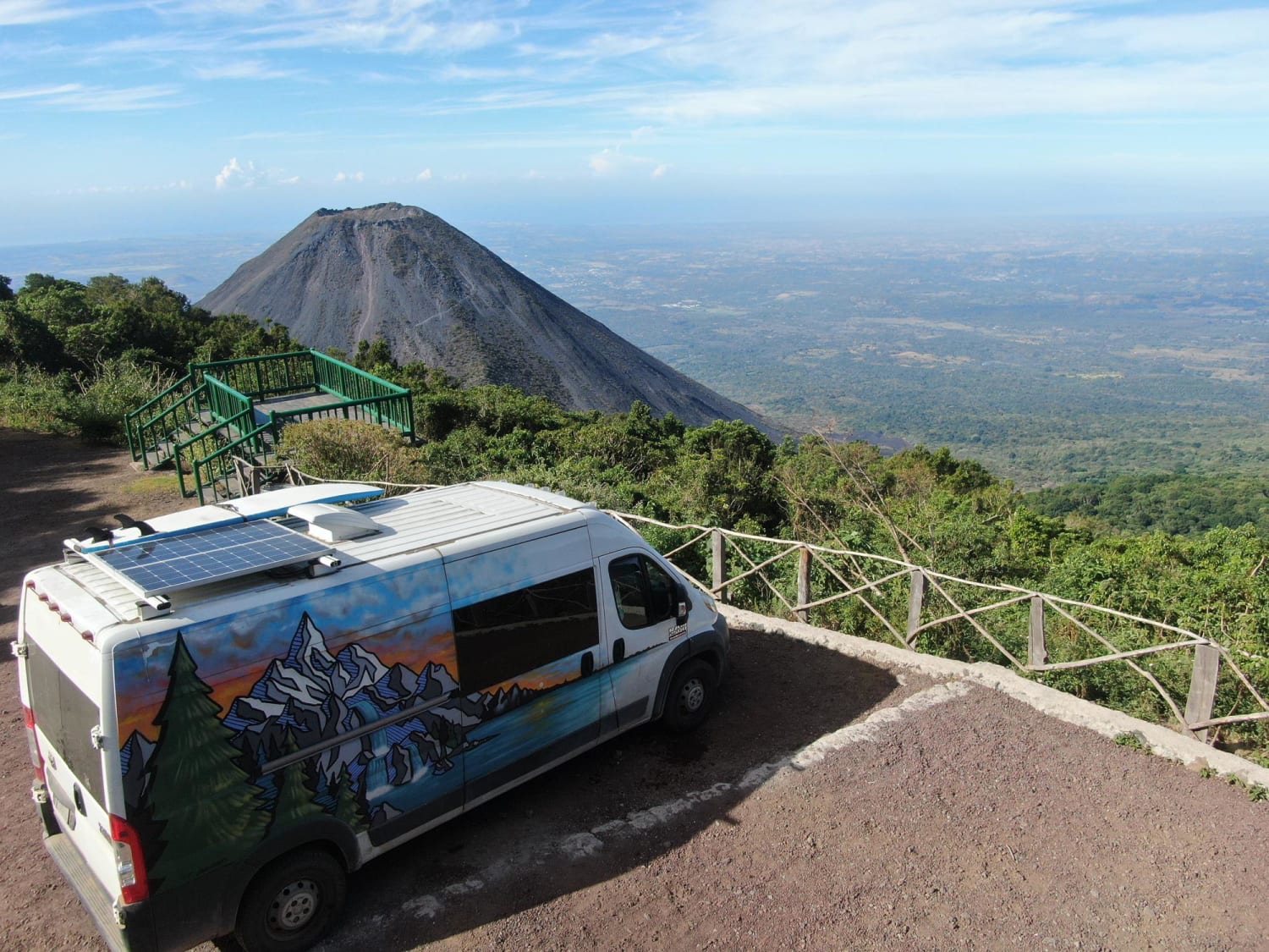 So many vannable volcano views on the Pan-American highway. Izalco, El Salvador