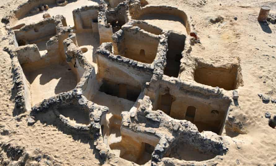 Ancient Christian ruins discovered in Egypt reveal 'nature of monastic life'.