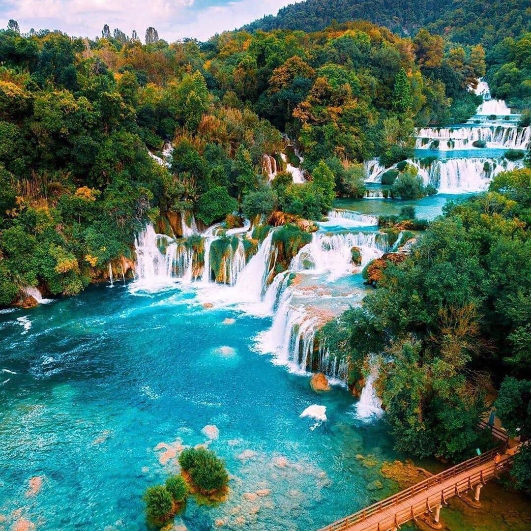 Extending along the 73km Krka River, Krka National Park runs from the Adriatic near Šibenik inland to the mountains of the Croatian interior. It’s a magical place of waterfalls and gorges, with the river gushing through a karstic canyon 200m deep. HD Desktop Wallpaper