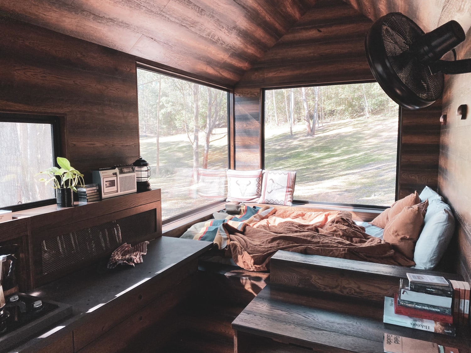 [INT][PRO]Little cabin in the woods - NSW, Australia