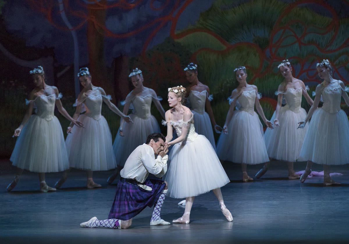 This week at Lincoln Center: @NYCBallet dances La Sylphide, @MetOpera mounts its famous staging of La Bohème, and the @NYPL_LPA celebrates Jerome Robbins's 100th birthday with a new, FREE exhibition. Explore everything that's happening this week >>